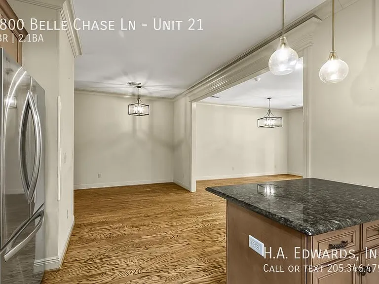 2800 Belle Chase Ln #21 — Photo 2