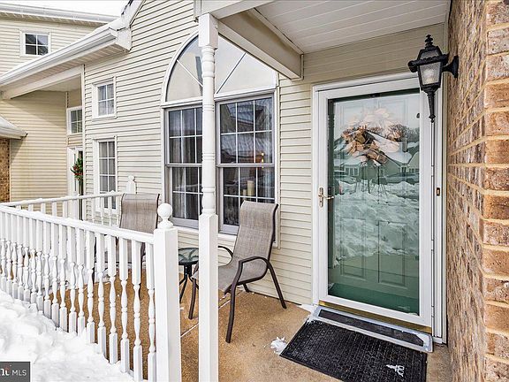 4th image of 43 Standiford Ct #155