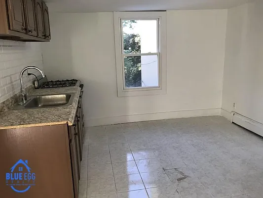 Rented by Blue Egg Realty Corp | media 24