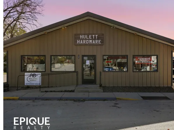 106 Main St, Hulett, WY 82720