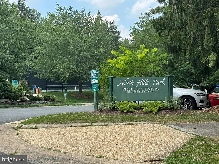 1338 Park Garden Ln — Photo 14