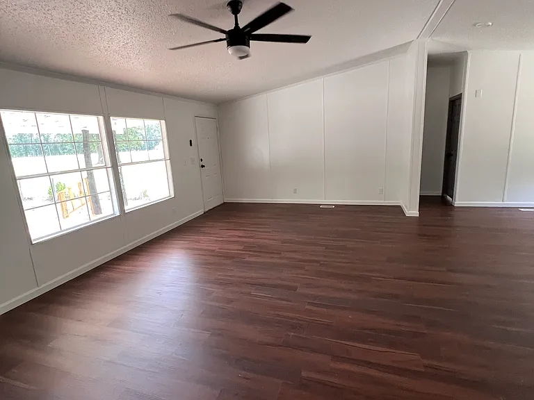 515 County Road 4108 — Photo 11