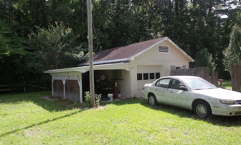 2nd image of 152 Park Ridge Rd