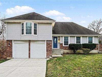 7201 W 99th St, Overland Park, KS, 66212