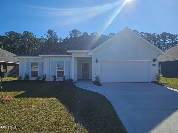 13461 Crane Dr, Vancleave, MS 39565