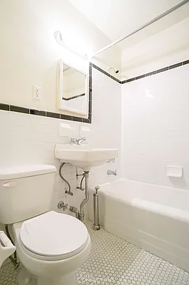 Rented by City Connections Realty | media 22