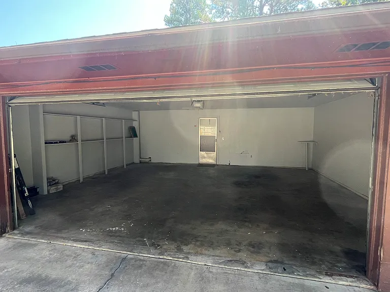 5305 Champions Dr — Photo 17