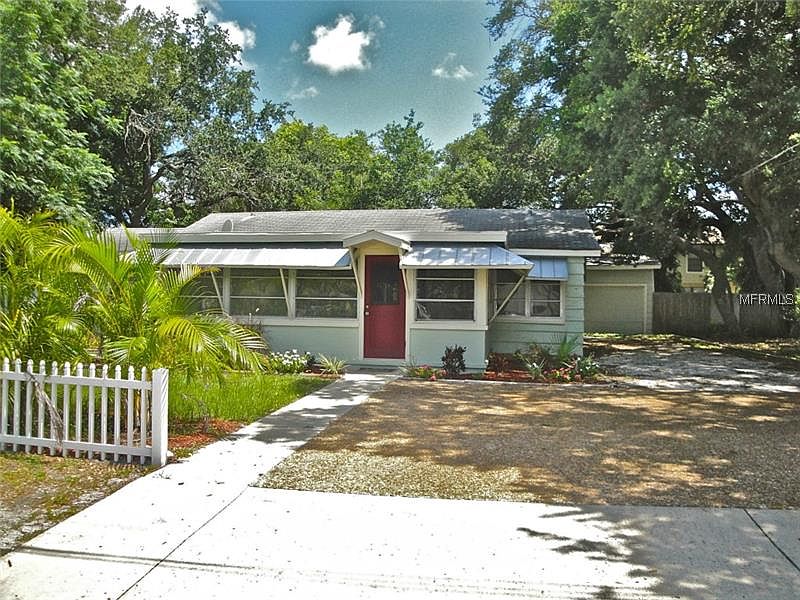 1st image of 925 32nd St