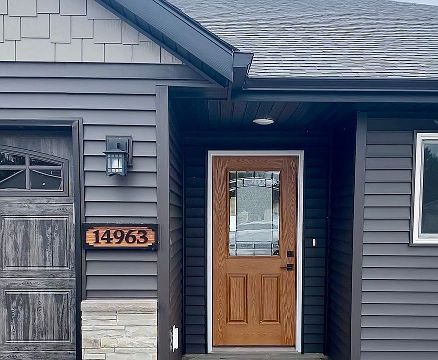 2nd image of 14963 Taylor Dr