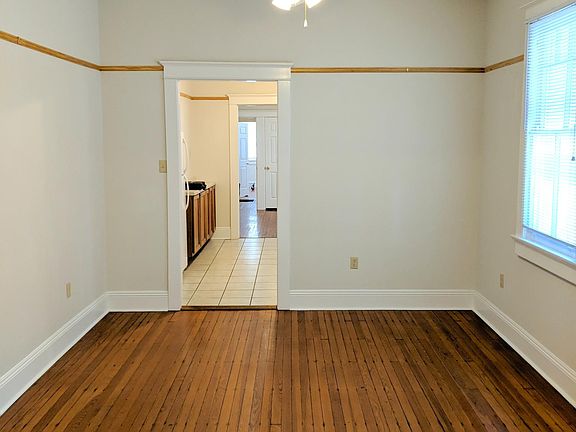 4th image of 2429 Palmer Ave