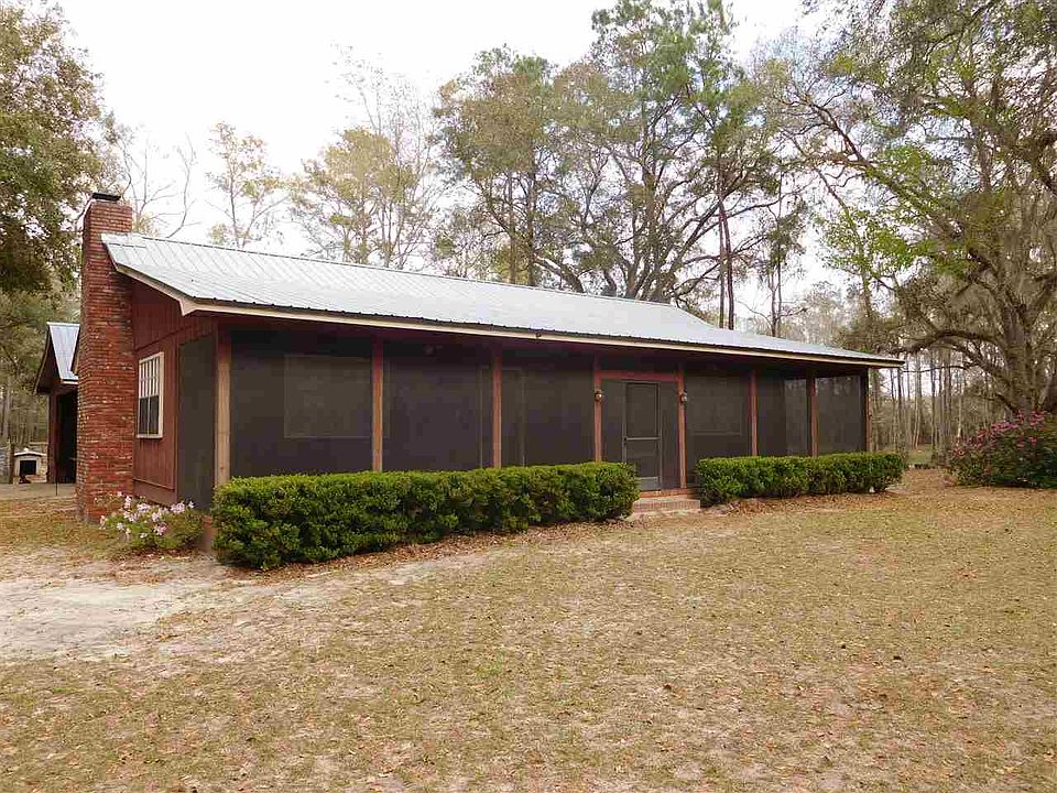 2nd image of 957 Seven Bridges Rd