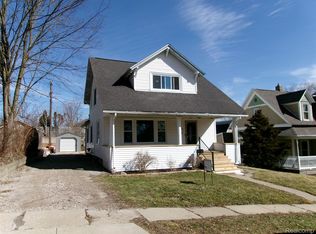 216 E Washington St, Howell, MI 48843