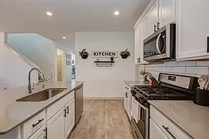327 John House Ln — Photo 7
