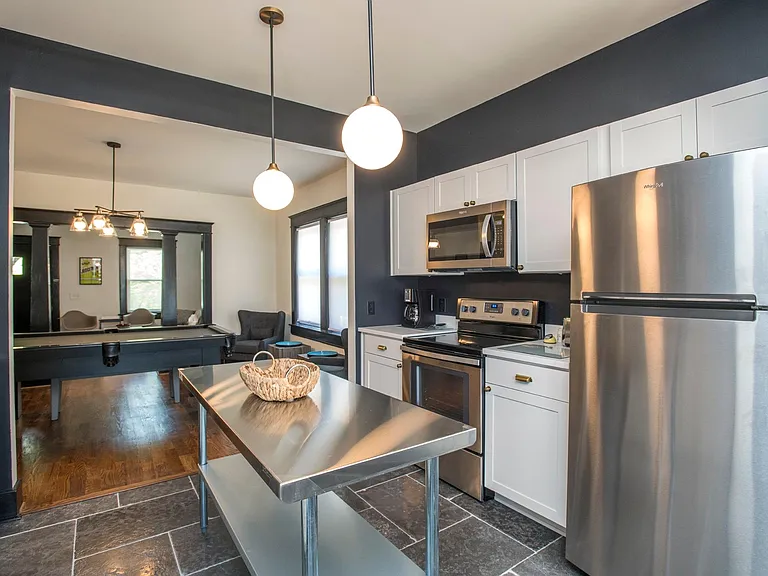 1208 Elmwood Ave — Photo 2