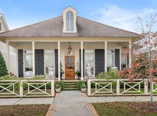 909 Tezcucco Ct, Covington, LA 70433