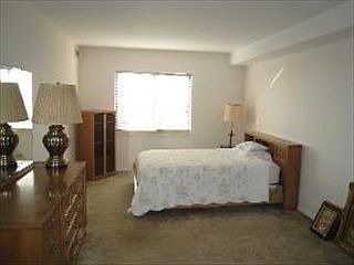 5th image of 6340 Americana Dr APT 905