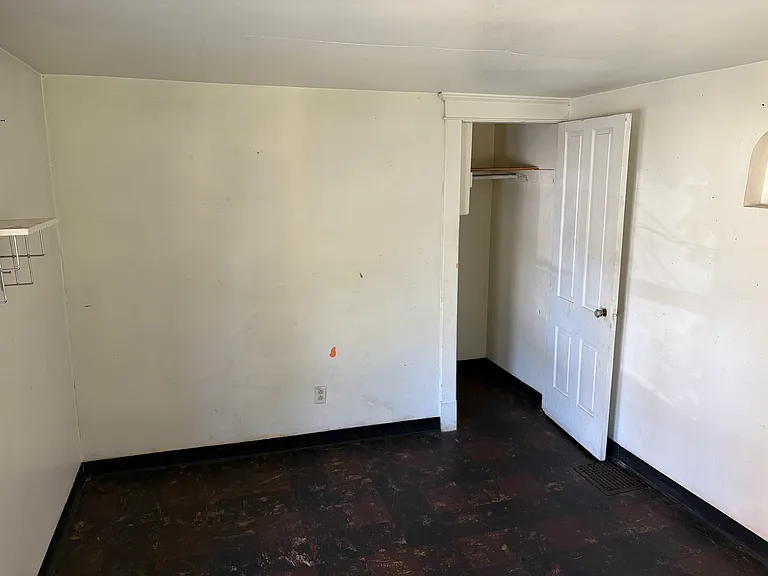 523 W Vine St #3 — Photo 4