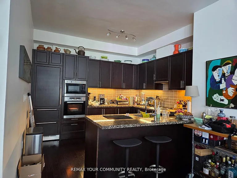 39 Queens Quay E #815 — Photo 5