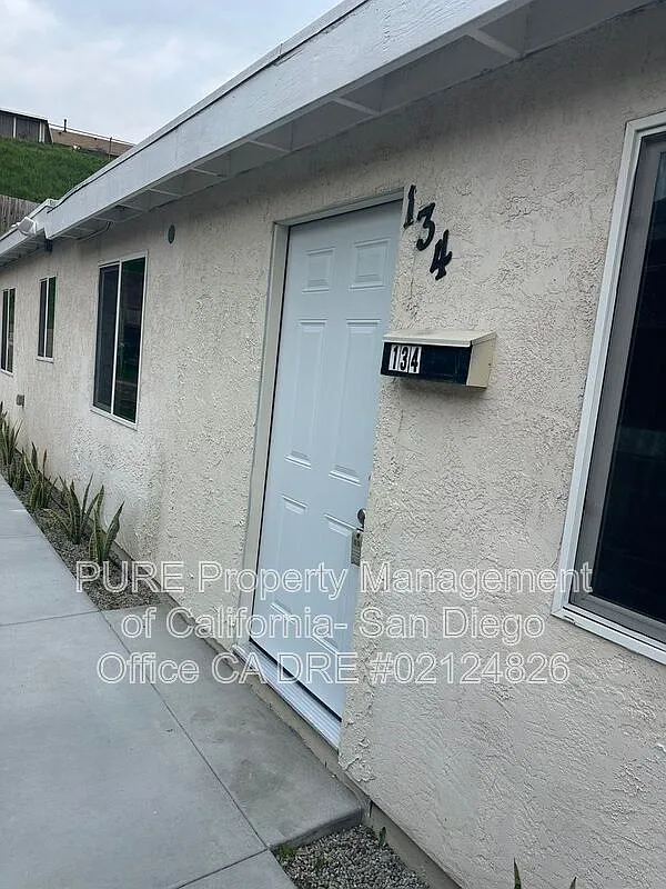 Building Photo - 134 Demona Pl