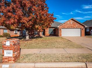 1901 Oxford St, Edmond, OK 73013