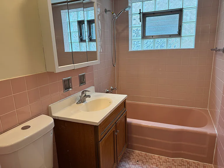 2936 W Touhy Ave #1 — Photo 10