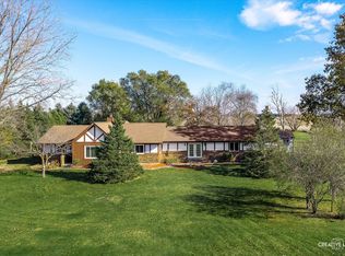 4N515 Pin Oak Ln, Maple Park, IL 60151