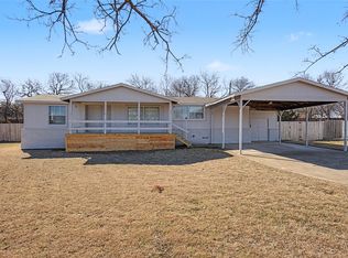 365 Penny Ln, Roanoke, TX 76262