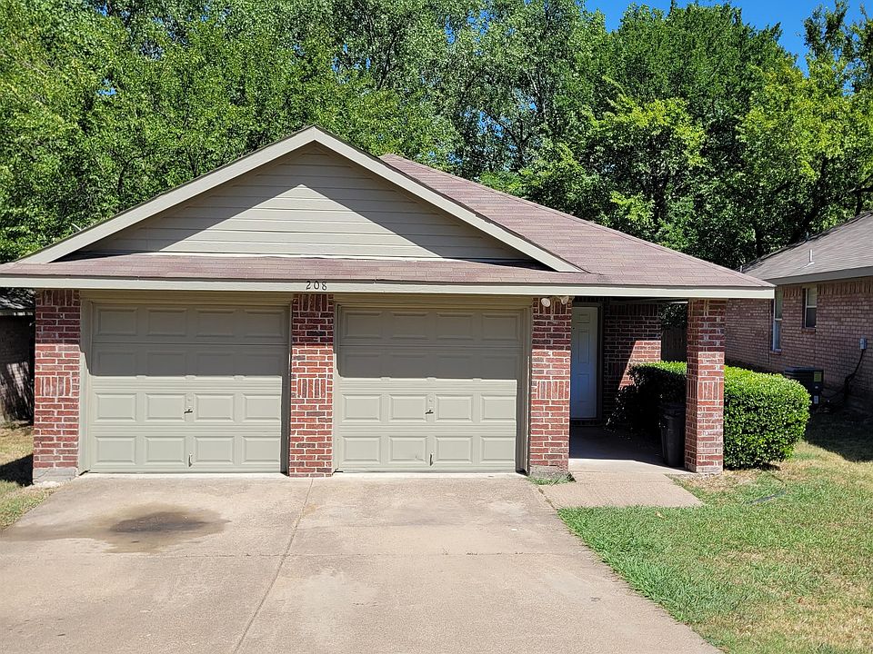 1st image of 208 Alpine Dr