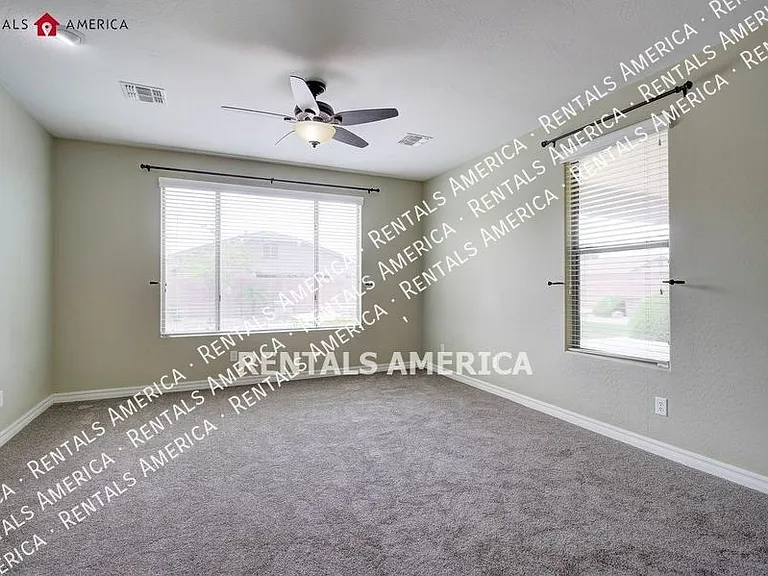 73 W Crescent Way — Photo 23