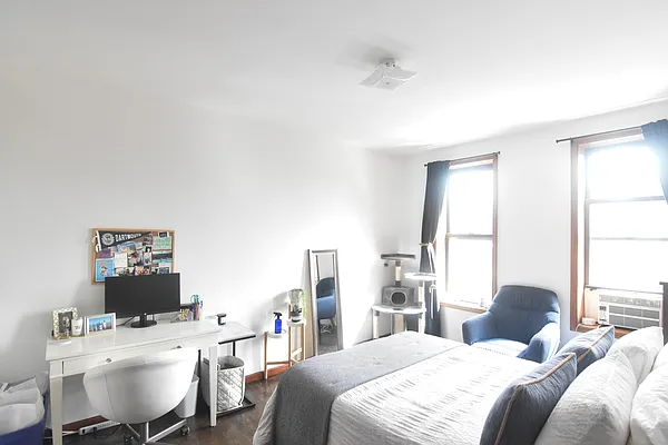 Rented by The Agency | media 1