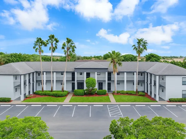 Colonial Village - 7550 Stirling Rd