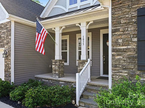 4th image of 1033 Moonlight Mist Rd