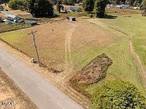 2nd image of 31930 Johnson Ln