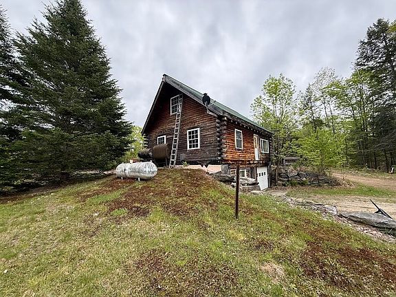 2nd image of 63 Rolands Way
