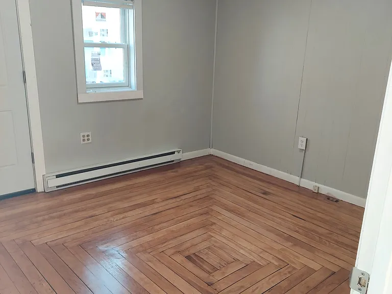 164 Main St #3 — Photo 8