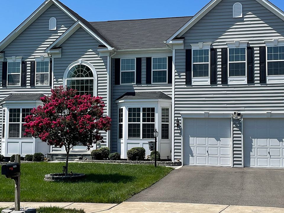 1st image of 15833 Eagle Feather Dr