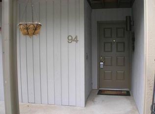 94 Lookout Ridge Dr, Columbus, IN 47201