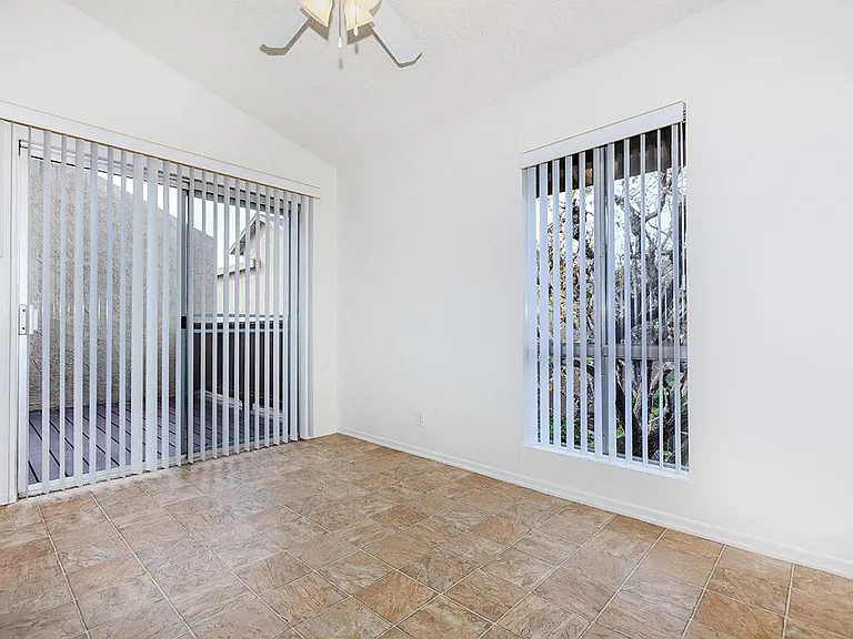 5001 Beach Blvd — Photo 11
