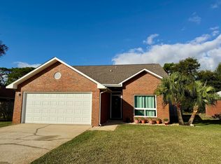2043 Jessica Way, Navarre, FL 32566