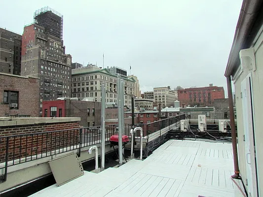 Rented by Mirador Real Estate | media 17