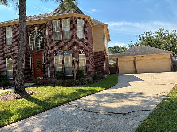 3rd image of 17907 Russwood Ct