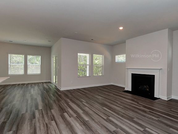 4th image of 4107 Armstrong Farm Dr