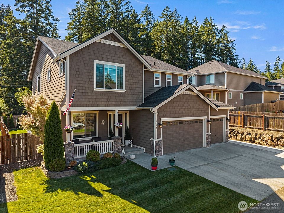 1st image of 787 NW Dresden Court