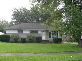 11439 Gabriella Dr, Parma, OH