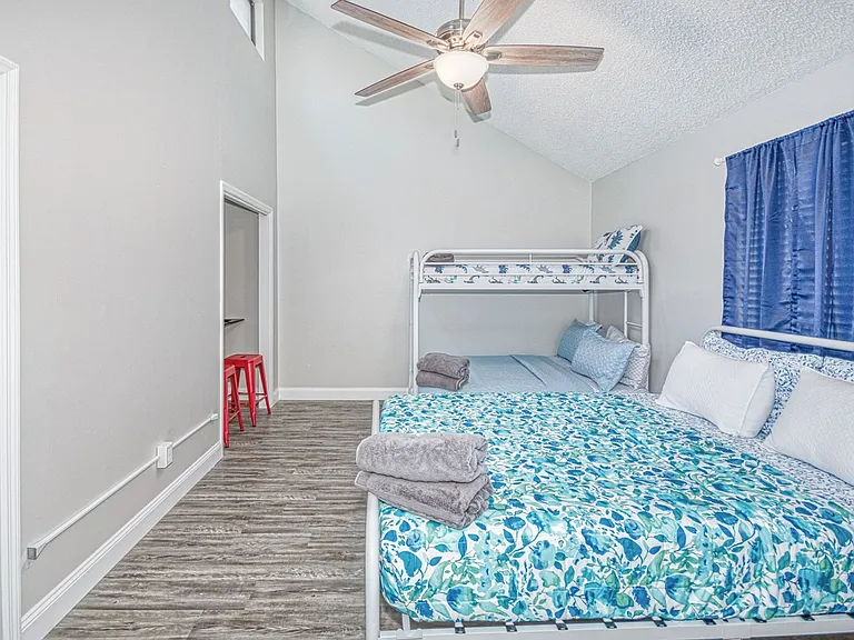 430 Grail Ct — Photo 15