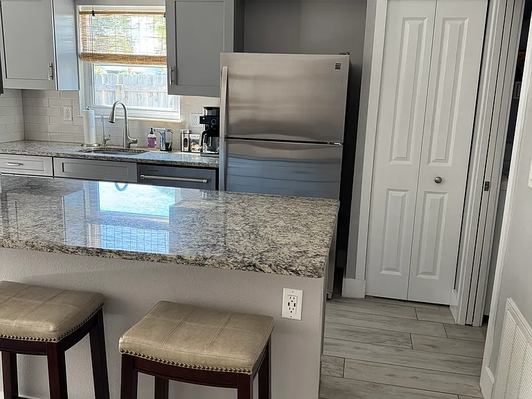 754 Arthurs Ct — Photo 10