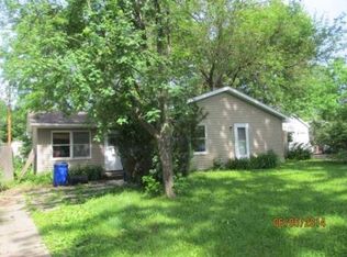 1267 Elmhurst Dr NE, Cedar Rapids, IA 52402
