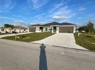 4421/4423 29th St SW, Lehigh Acres, FL 33973
