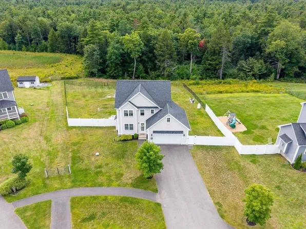 19 Lighthouse Ln, Westminster, MA 01473