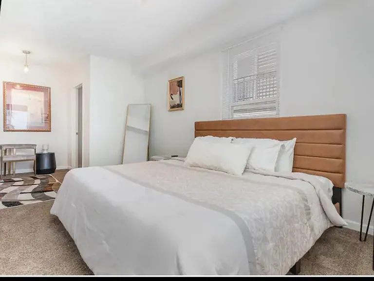 916 Mount Hope Ave #2 — Photo 3